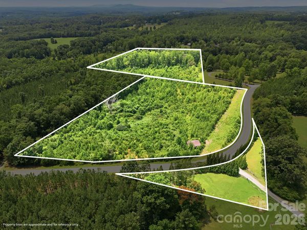 1522 Little Mountain Road, Columbus, NC 28722