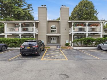 1240 Youngs Road , Unit G, Buffalo, NY 14221