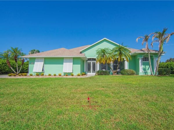 739 S Easy Street, Sebastian, FL 32958