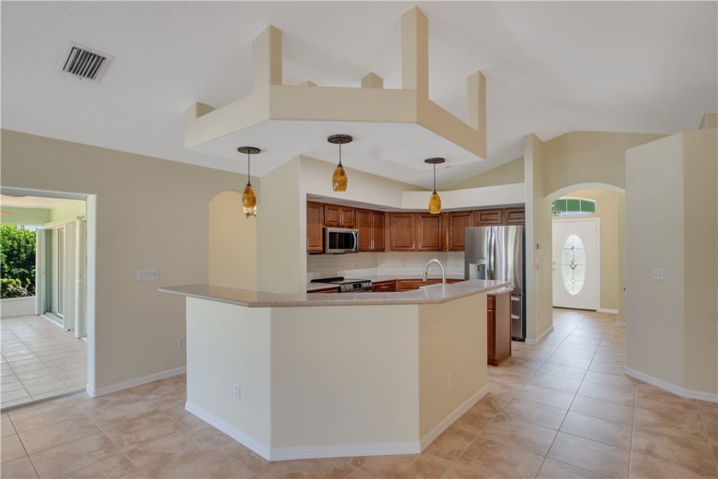 739 S Easy Street, Sebastian, FL 32958 Photo