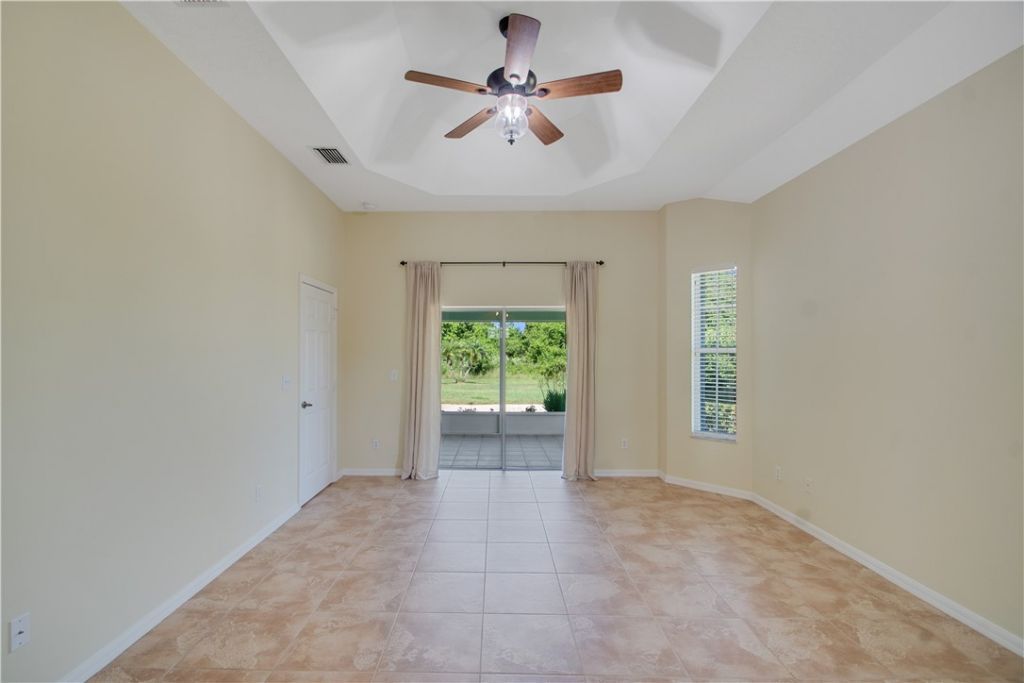 739 S Easy Street, Sebastian, FL 32958 Photo