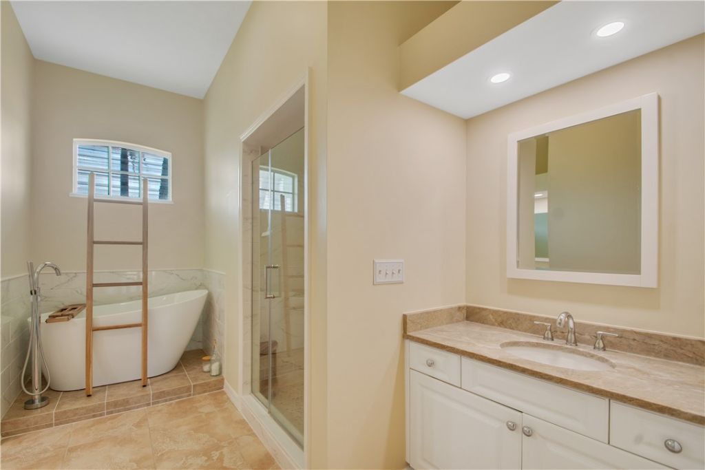 739 S Easy Street, Sebastian, FL 32958 Photo