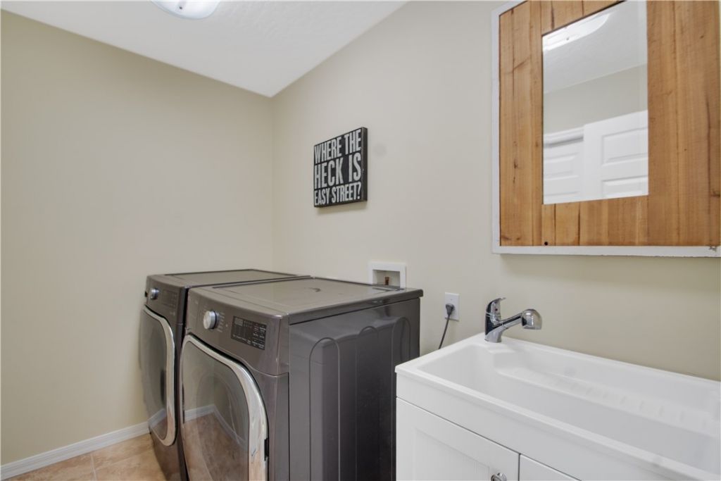 739 S Easy Street, Sebastian, FL 32958 Photo