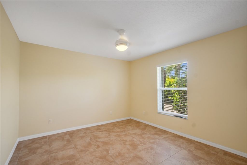 739 S Easy Street, Sebastian, FL 32958 Photo