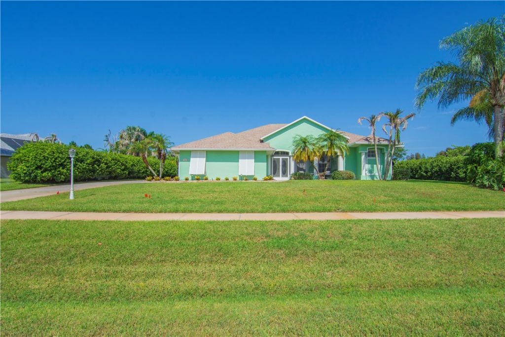739 S Easy Street, Sebastian, FL 32958 Photo