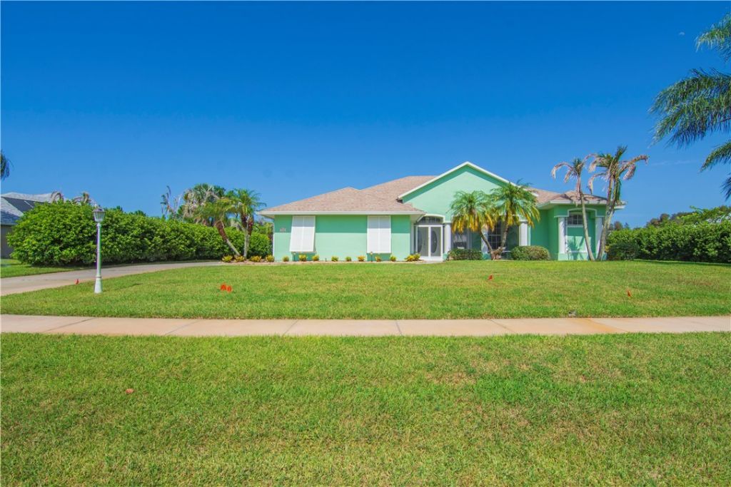 739 S Easy Street, Sebastian, FL 32958 Photo