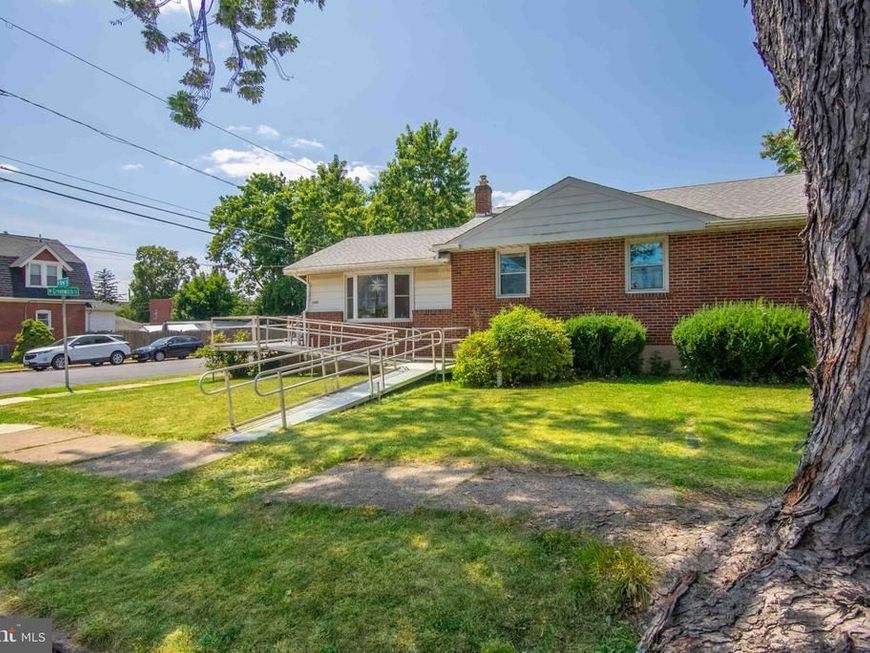 1403 N New Street, Bethlehem, PA 18018 Main Photo