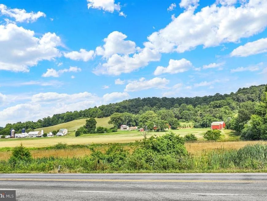 33 New Hope Boulevard, Oley, PA 19547 Main Photo