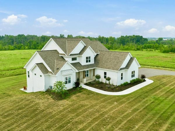 14141 N Lake Shore DRIVE, Mequon, WI 53097