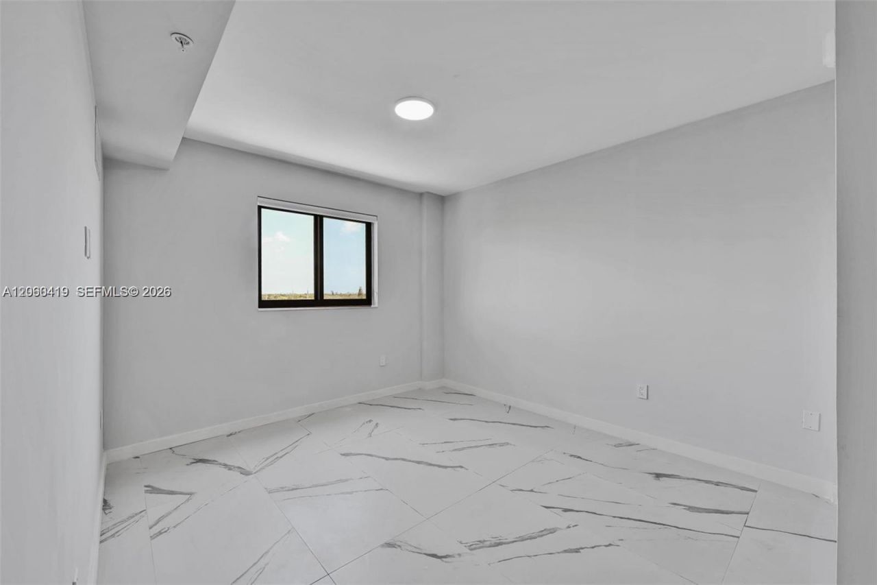840 NE 130th Street , Unit 603, North Miami, FL 33161 Photo