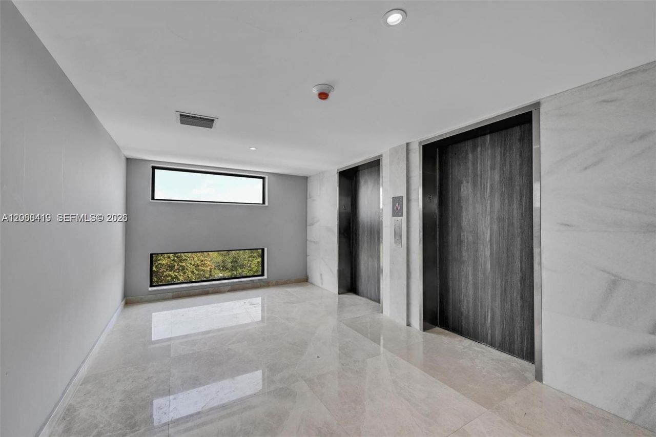 840 NE 130th Street , Unit 603, North Miami, FL 33161 Photo