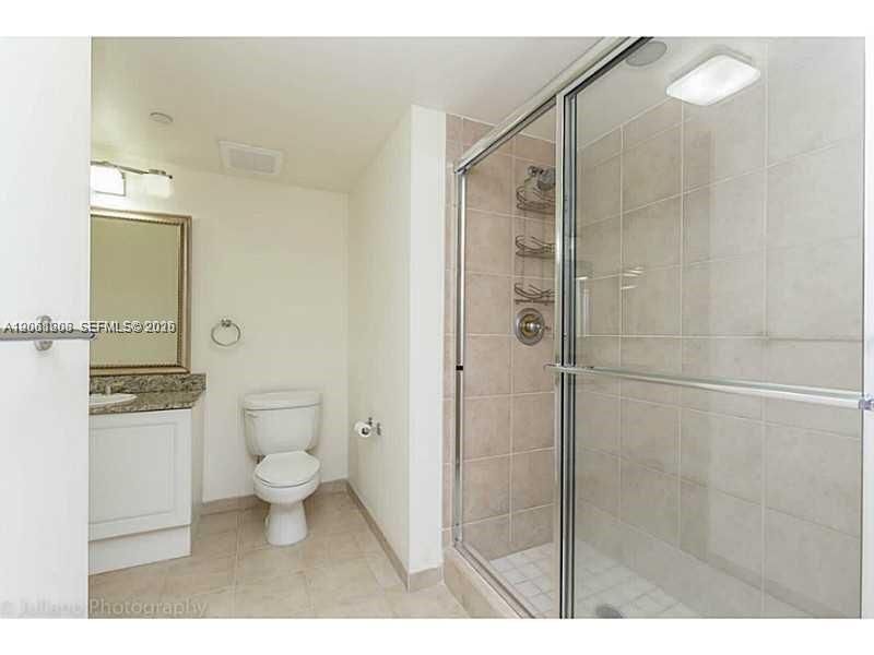 19501 W Country Club Dr, Unit 2205, Aventura, FL 33180 Photo