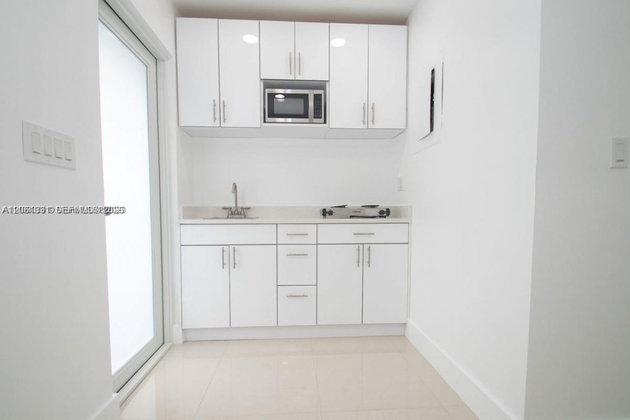 233-b NW 53rd Ave , Unit 1, Miami, FL 33126 Photo