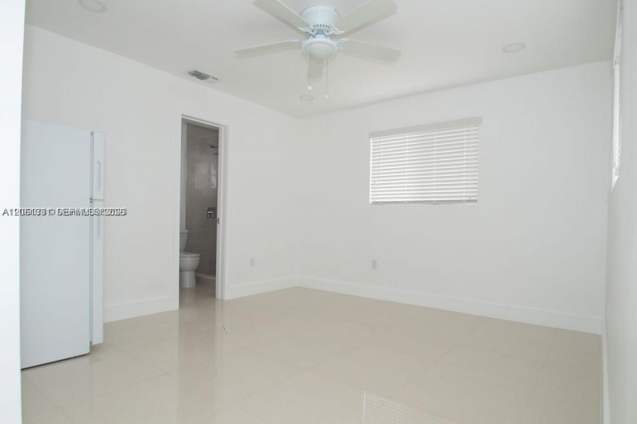 233-b NW 53rd Ave , Unit 1, Miami, FL 33126 Photo