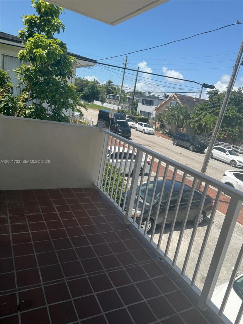 621 SW 15th Ave, Unit 1, Miami, FL 33135 Photo