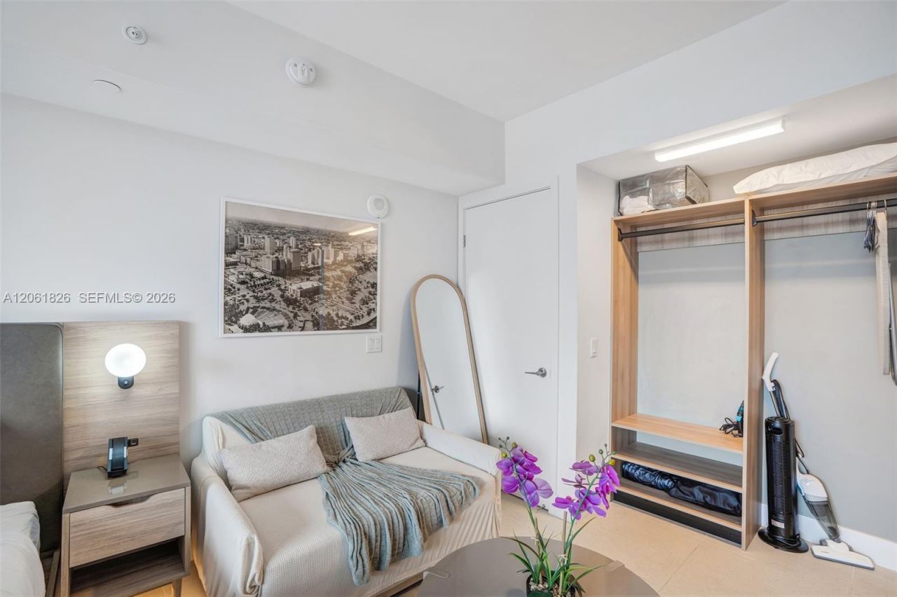 159 NE 6th St , Unit 3212, Miami, FL 33132 Photo
