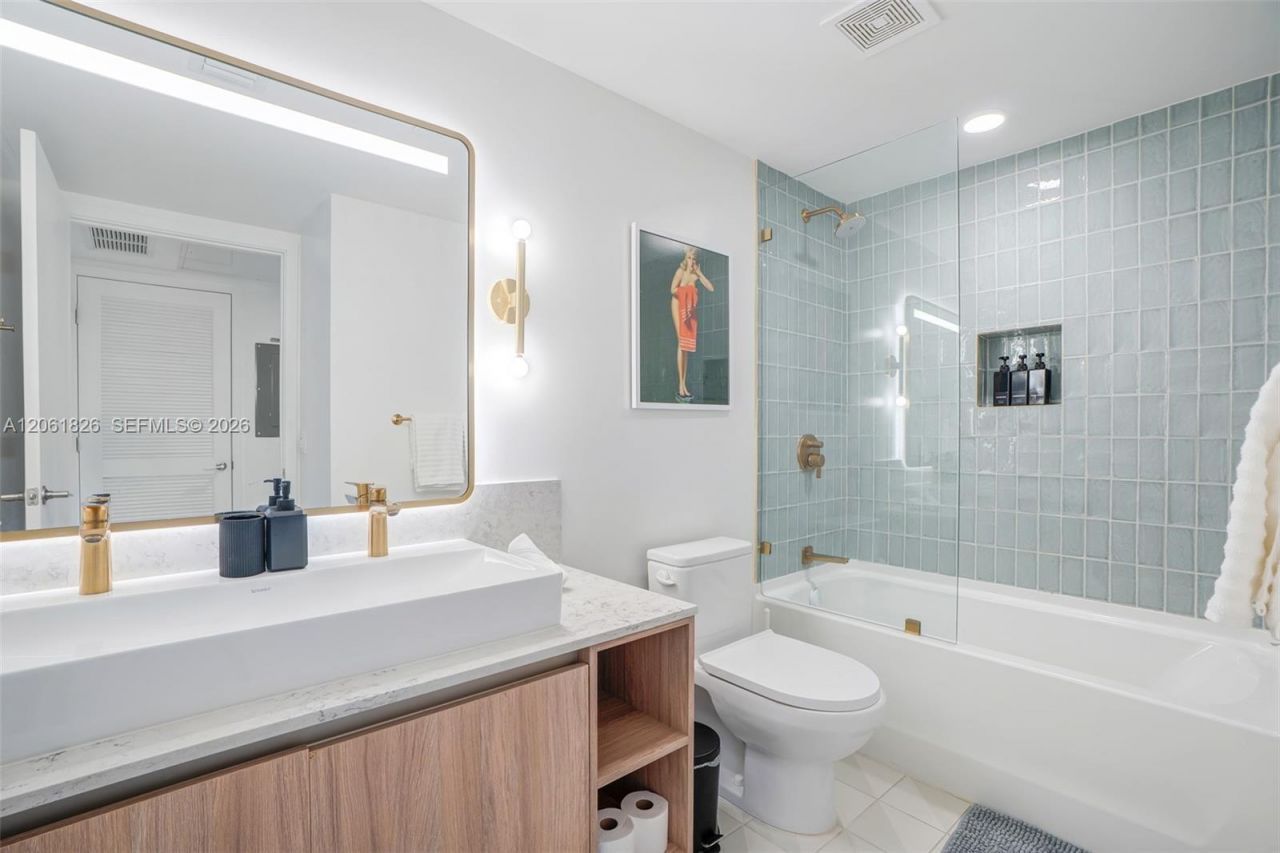 159 NE 6th St , Unit 3212, Miami, FL 33132 Photo