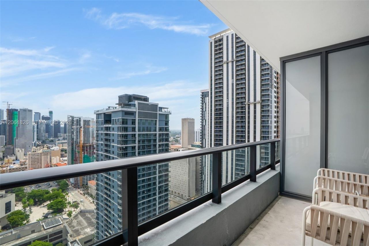 159 NE 6th St , Unit 3212, Miami, FL 33132 Photo