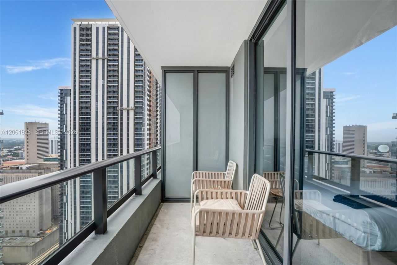 159 NE 6th St , Unit 3212, Miami, FL 33132 Photo