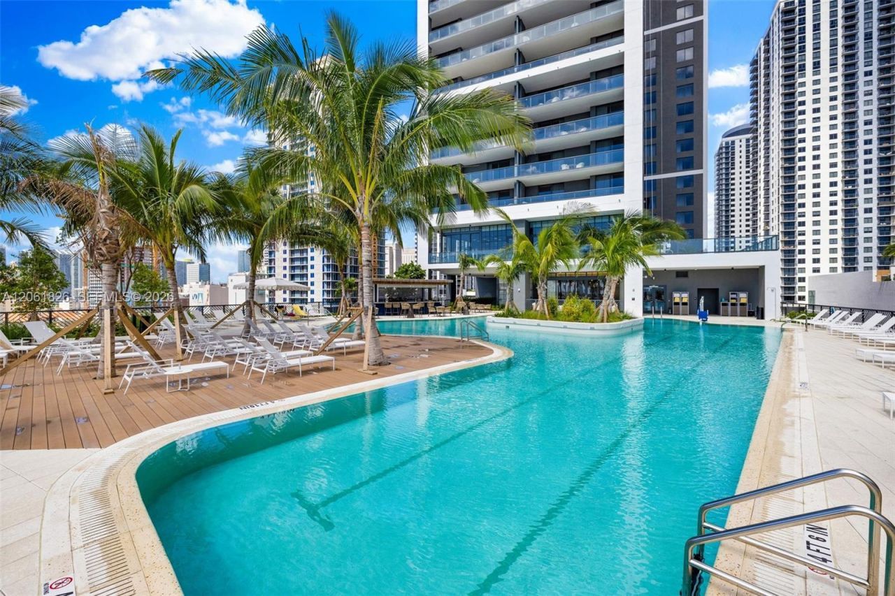 159 NE 6th St , Unit 3212, Miami, FL 33132 Photo