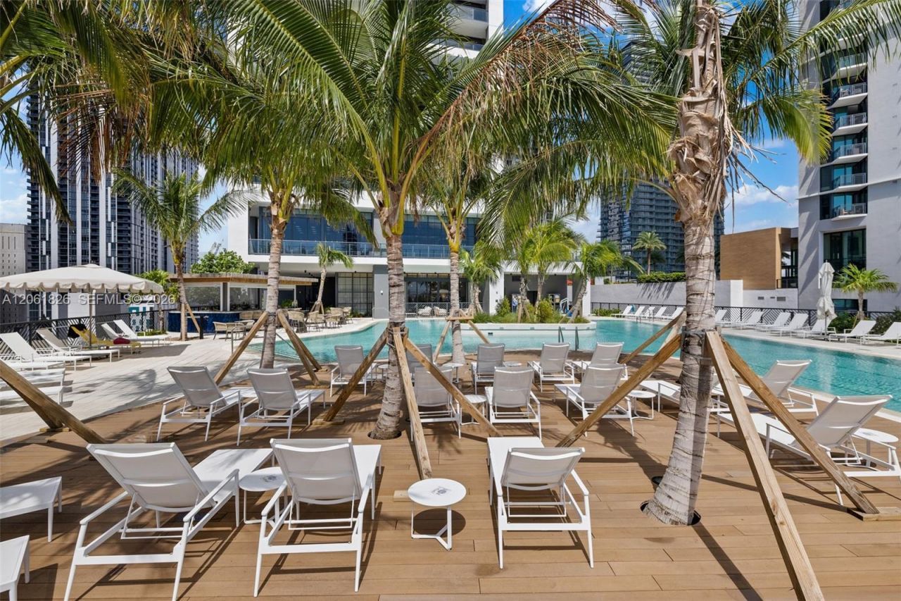 159 NE 6th St , Unit 3212, Miami, FL 33132 Photo
