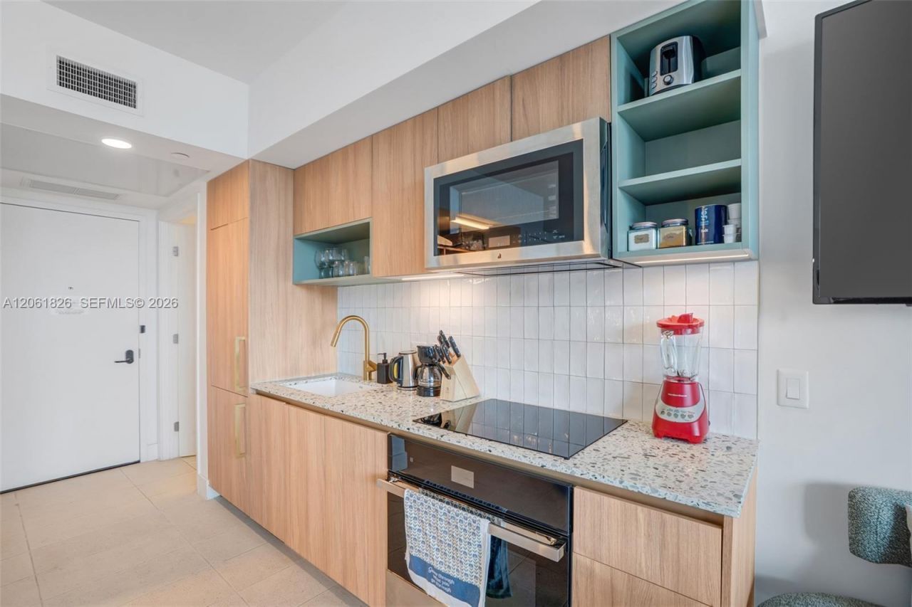 159 NE 6th St , Unit 3212, Miami, FL 33132 Photo