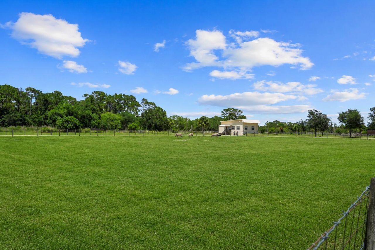 9999 NE 120th Street, Okeechobee, FL 34972 Photo
