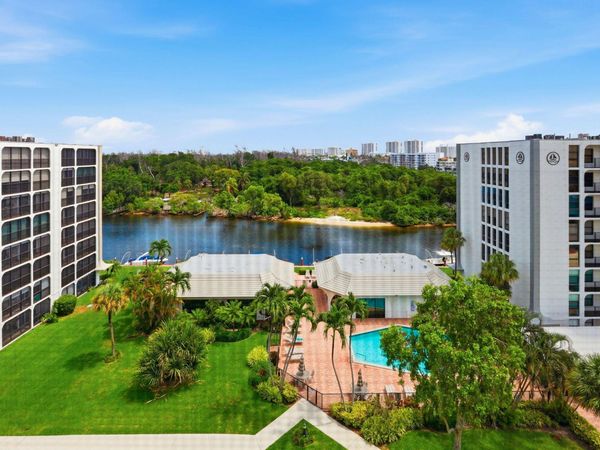 1629 Riverview Road, Unit 818, Deerfield Beach, FL 33441
