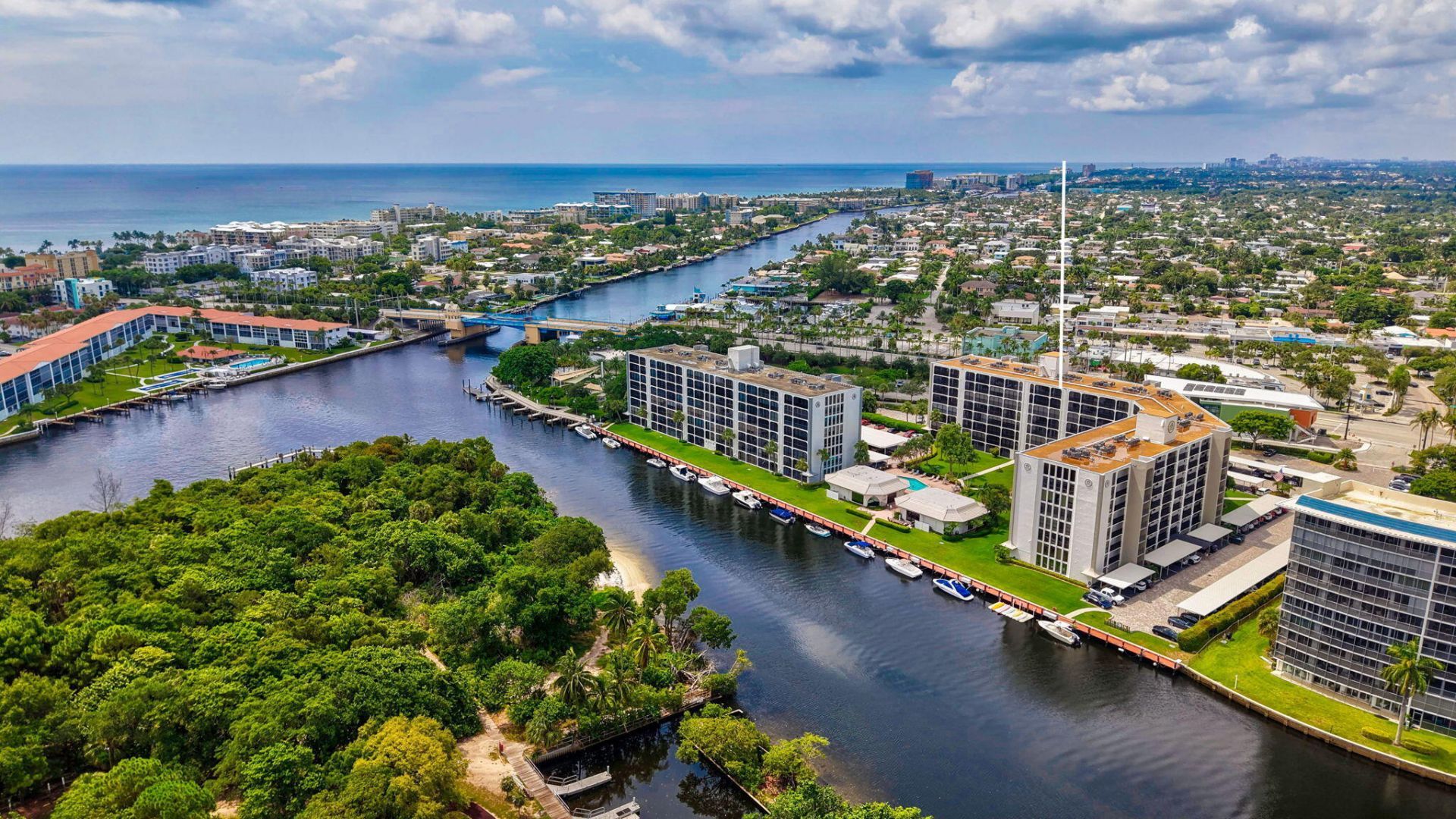 1629 Riverview Road, Unit 818, Deerfield Beach, FL 33441 Photo