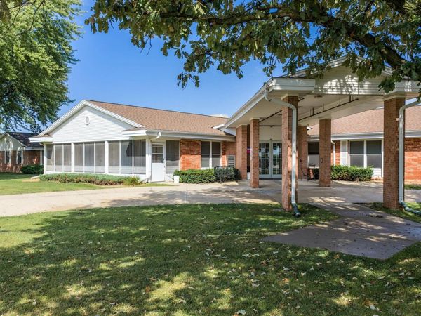 410 Spruce St, Albert City, IA 50510