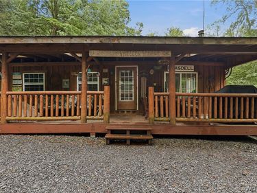 22 Hemlock Road , Varysburg, NY 14167