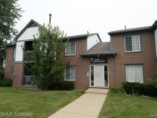 15450 Ashley Court , Macomb Twp, MI 48044