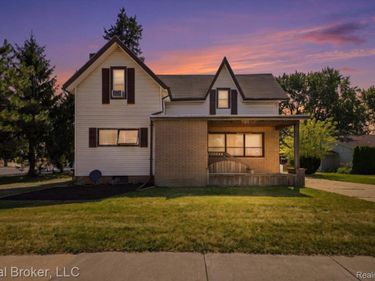8721 N 2nd Street, Brighton, Mi 48116