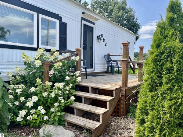 882 Crestwood Lane, Traverse City, MI 49686
