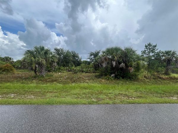 15747 VISCOUNT CIRCLE , PORT CHARLOTTE, FL 33981