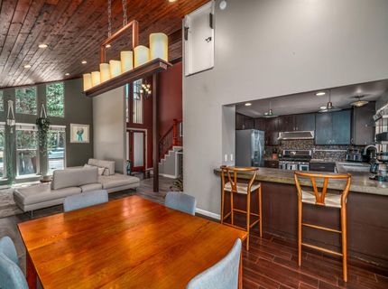 1029 Modoc Way, South Lake Tahoe, CA 96150 Photo