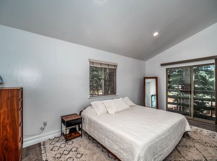 1029 Modoc Way, South Lake Tahoe, CA 96150 Photo