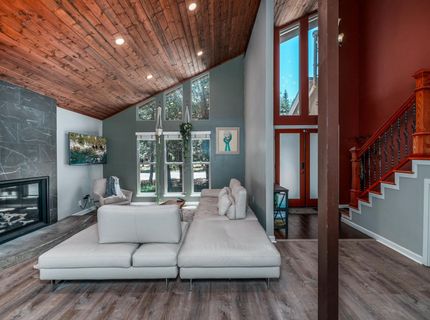 1029 Modoc Way, South Lake Tahoe, CA 96150 Photo