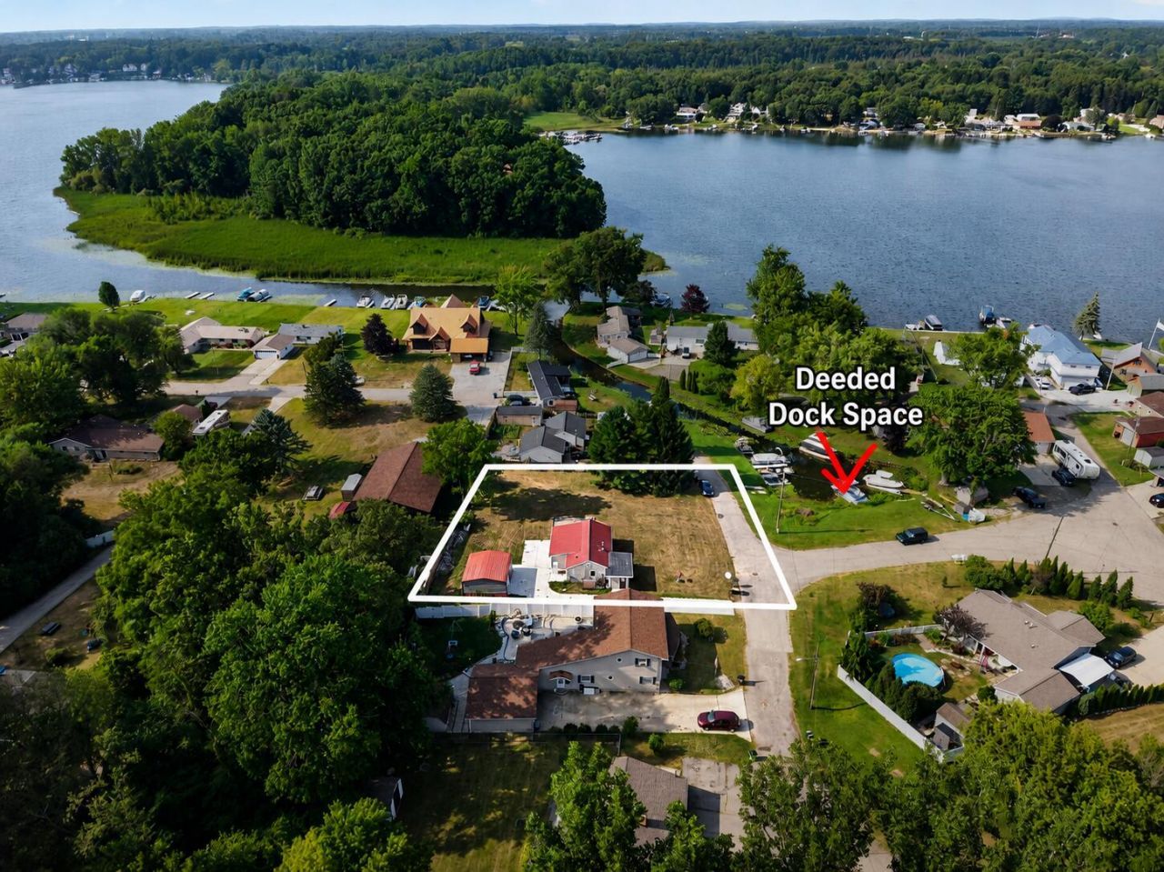 7183 Greenes Drive, Jackson, MI 49201 Main Photo