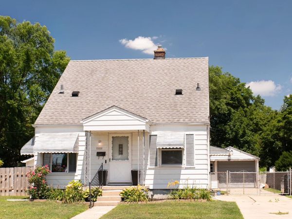 23220 Cleveland Street, Dearborn, MI 48124
