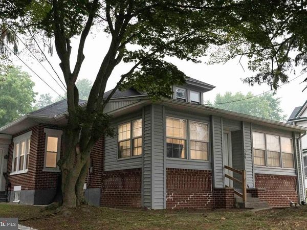 739 S READING AVENUE, BOYERTOWN, PA 19512