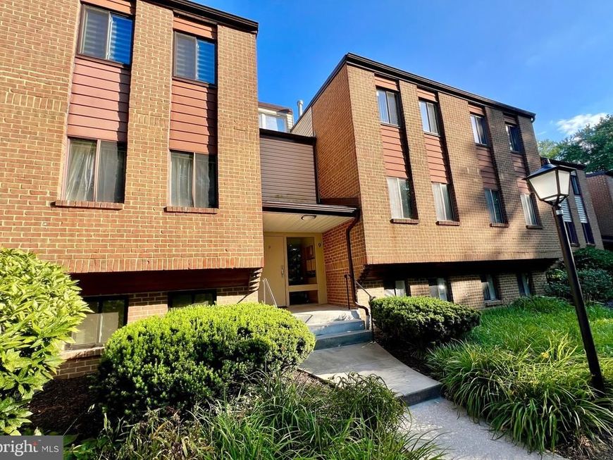 9 Suntop Court, Unit 202, Baltimore, MD 21209 Main Photo
