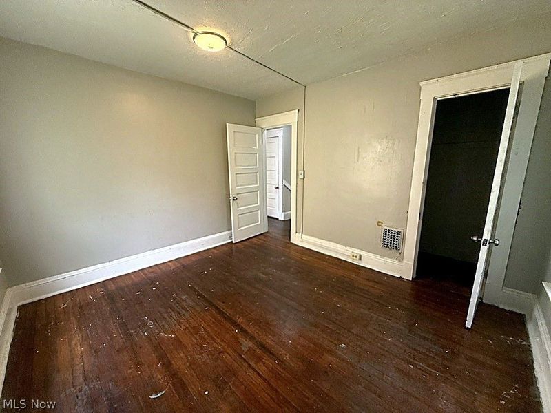 10617 Bryant Avenue, Cleveland, OH 44108 Photo 16