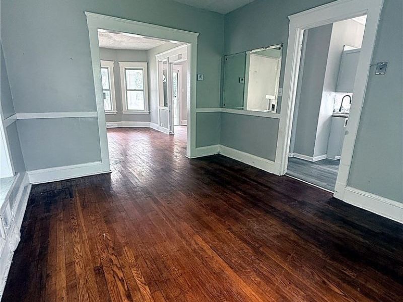 10617 Bryant Avenue, Cleveland, OH 44108 Photo 7