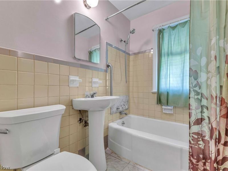 4580 Williamston Avenue, Brooklyn, OH 44144 Photo 13