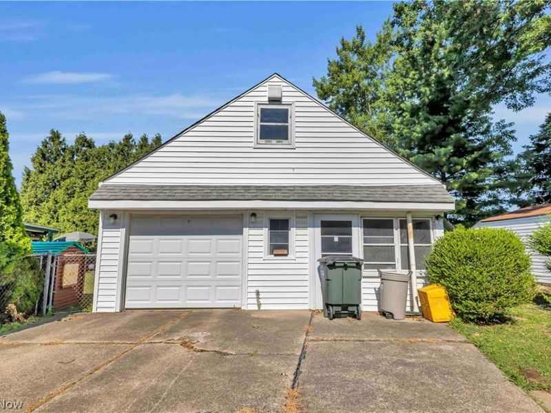 4580 Williamston Avenue, Brooklyn, OH 44144 Photo 6