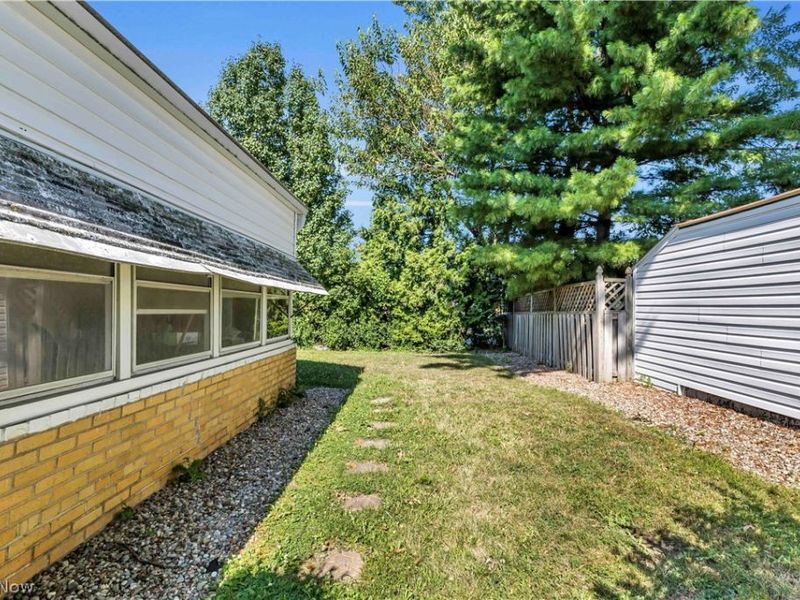 4580 Williamston Avenue, Brooklyn, OH 44144 Photo 7
