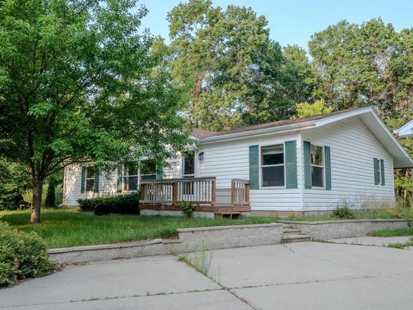 N6644 S 6TH STREET, Crivitz, WI 54114