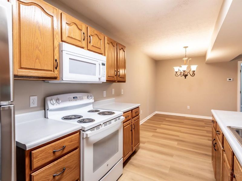 4220 Endeavor Drive, Unit 101, Colerain Township, OH 45252 Photo 13