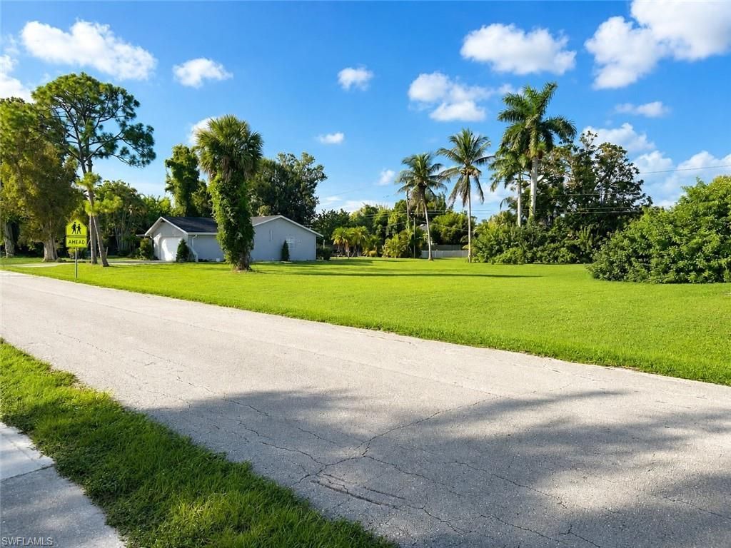 5419 Avenue E, Bokeelia, FL 33922 Photo